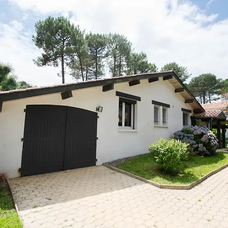 Mokas - Piscine - 6 Personnes Villa